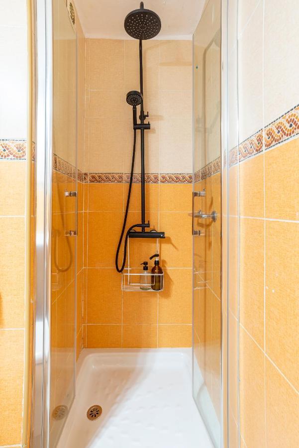 Apartamento Santa Marta 5 مالقة المظهر الخارجي الصورة